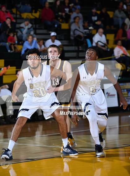 Thumbnail 1 in St. John Bosco vs. Crespi (The Classic at Damien) photogallery.