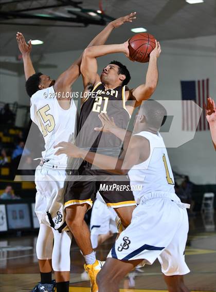 Thumbnail 1 in St. John Bosco vs. Crespi (The Classic at Damien) photogallery.