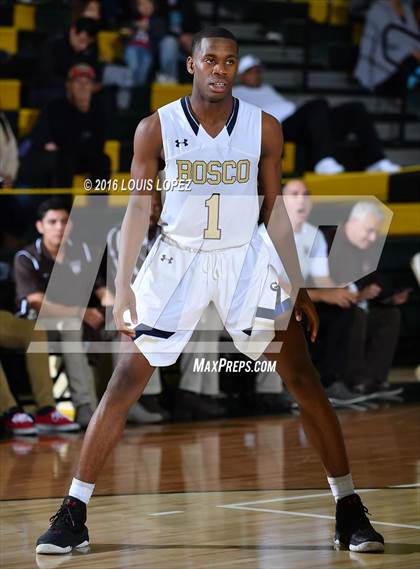 Thumbnail 1 in St. John Bosco vs. Crespi (The Classic at Damien) photogallery.