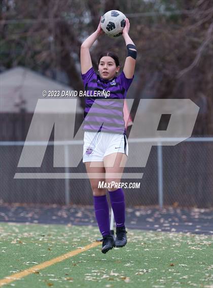 Thumbnail 3 in Horn vs Crowley (Emily Hunter Memorial Tournament) photogallery.