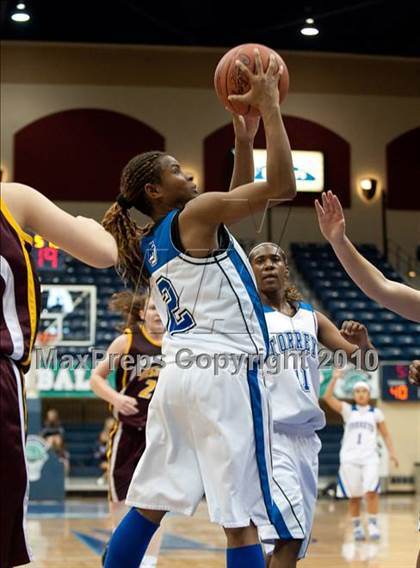 Thumbnail 3 in Bishop's vs La Jolla Country Day (CIF SDS D4 Final) photogallery.