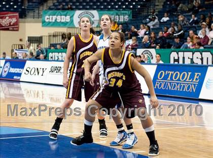 Thumbnail 1 in Bishop's vs La Jolla Country Day (CIF SDS D4 Final) photogallery.