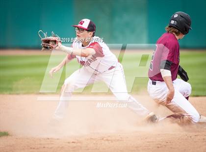Thumbnail 1 in Silver Creek vs. Fort Morgan (CHSAA 4A Semifinal) photogallery.