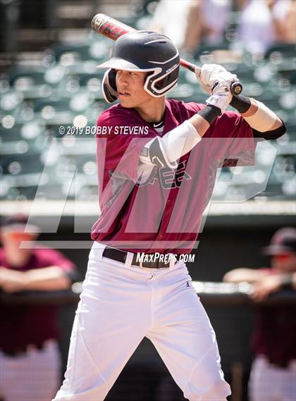 Thumbnail 2 in Silver Creek vs. Fort Morgan (CHSAA 4A Semifinal) photogallery.