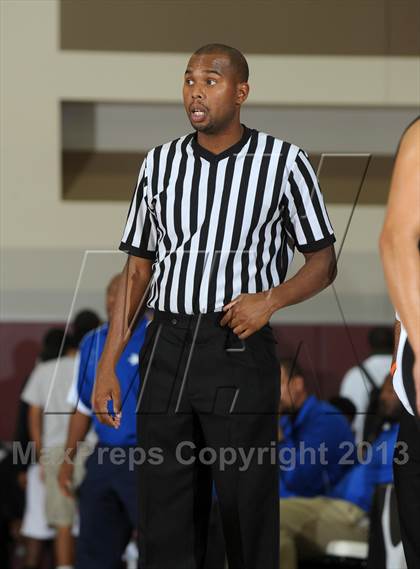Thumbnail 1 in Capistrano Valley vs. Irvington (MaxPreps Holiday Classic) photogallery.