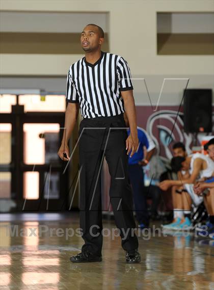 Thumbnail 1 in Capistrano Valley vs. Irvington (MaxPreps Holiday Classic) photogallery.