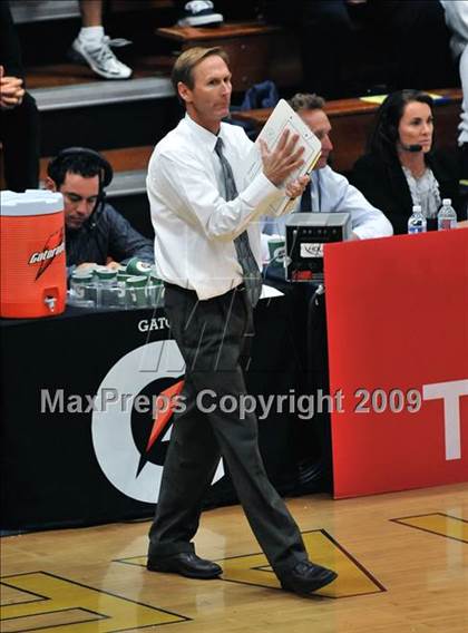 Thumbnail 1 in Los Alamitos vs. Newport Harbor (CIF SS D1 AA Final) photogallery.