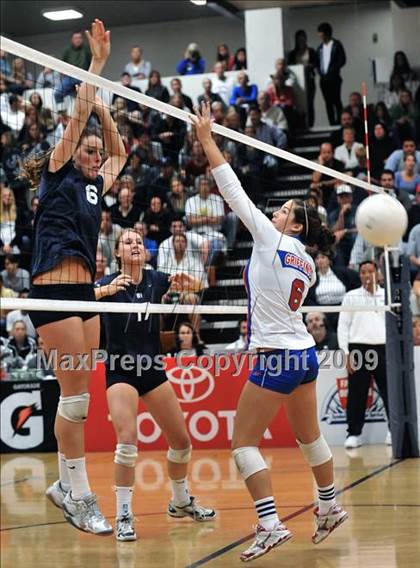 Thumbnail 2 in Los Alamitos vs. Newport Harbor (CIF SS D1 AA Final) photogallery.