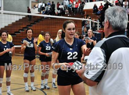 Thumbnail 3 in Los Alamitos vs. Newport Harbor (CIF SS D1 AA Final) photogallery.