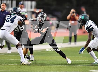 Thumbnail 1 in McNeil @ Vandegrift photogallery.