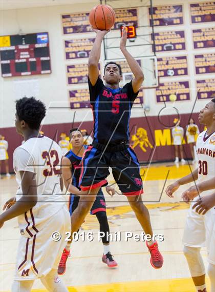 Thumbnail 3 in DeMatha @ Bishop McNamara photogallery.