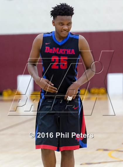 Thumbnail 2 in DeMatha @ Bishop McNamara photogallery.