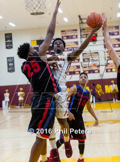 Thumbnail 3 in DeMatha @ Bishop McNamara photogallery.