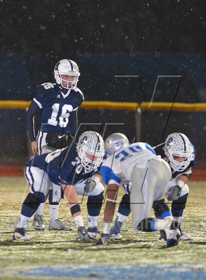 Thumbnail 2 in Staples vs. West Haven (CIAC Class LL Quarterfinal) photogallery.