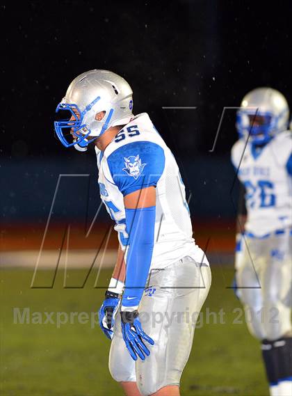 Thumbnail 2 in Staples vs. West Haven (CIAC Class LL Quarterfinal) photogallery.