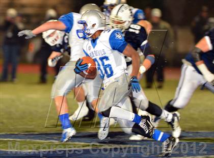 Thumbnail 2 in Staples vs. West Haven (CIAC Class LL Quarterfinal) photogallery.