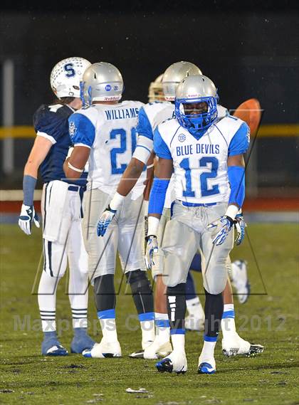 Thumbnail 1 in Staples vs. West Haven (CIAC Class LL Quarterfinal) photogallery.