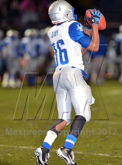 Thumbnail 2 in Staples vs. West Haven (CIAC Class LL Quarterfinal) photogallery.