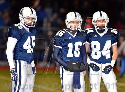 Thumbnail 2 in Staples vs. West Haven (CIAC Class LL Quarterfinal) photogallery.