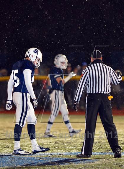 Thumbnail 1 in Staples vs. West Haven (CIAC Class LL Quarterfinal) photogallery.