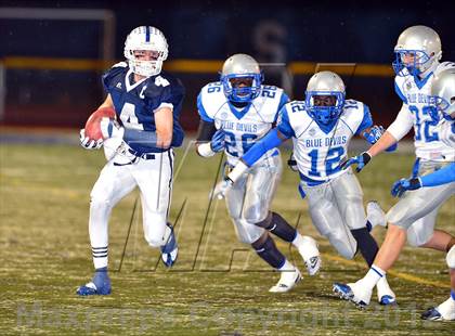 Thumbnail 3 in Staples vs. West Haven (CIAC Class LL Quarterfinal) photogallery.