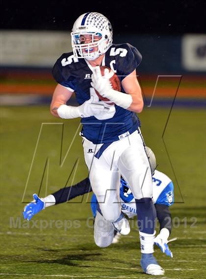 Thumbnail 2 in Staples vs. West Haven (CIAC Class LL Quarterfinal) photogallery.