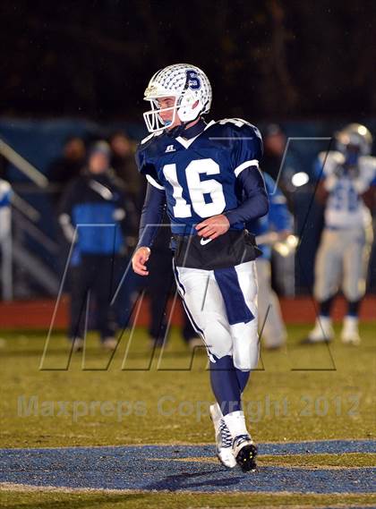 Thumbnail 2 in Staples vs. West Haven (CIAC Class LL Quarterfinal) photogallery.