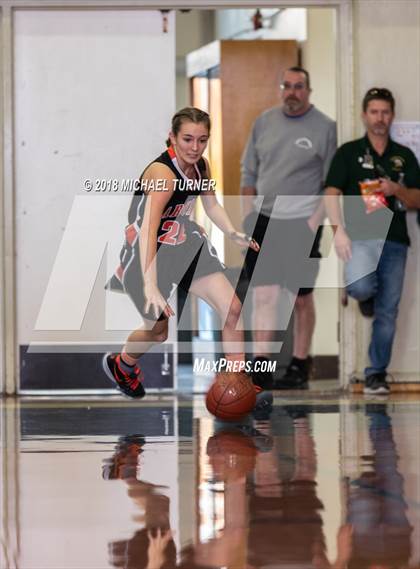 Thumbnail 2 in Corning vs. Arcata photogallery.