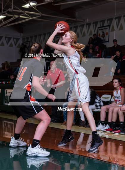 Thumbnail 3 in Corning vs. Arcata photogallery.