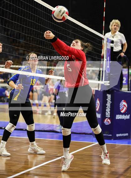 Thumbnail 3 in McClave vs. Weldon Valley (CHSAA 1A Round 2) photogallery.