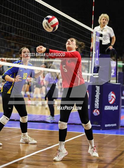 Thumbnail 2 in McClave vs. Weldon Valley (CHSAA 1A Round 2) photogallery.