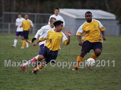 Thumbnail 2 in Whitney Tech @ Ellington (CIAC Class M 1st Round)  photogallery.