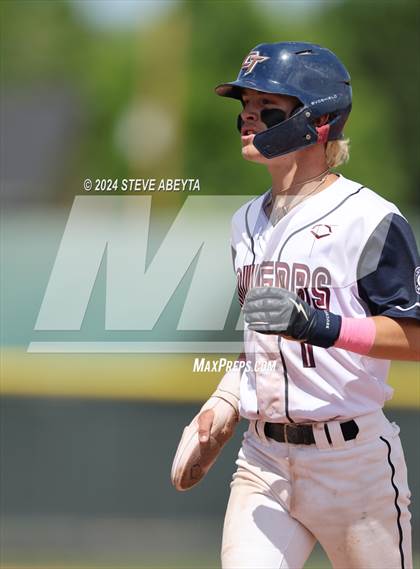 Thumbnail 2 in Cherokee Trail vs. Regis Jesuit (CHSAA 5A Second Round) photogallery.