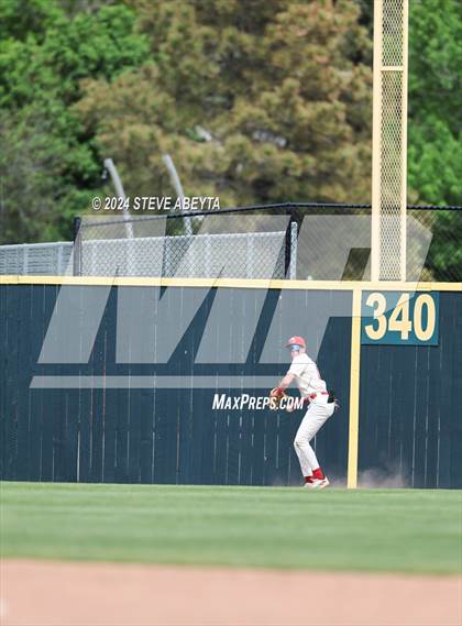 Thumbnail 3 in Cherokee Trail vs. Regis Jesuit (CHSAA 5A Second Round) photogallery.
