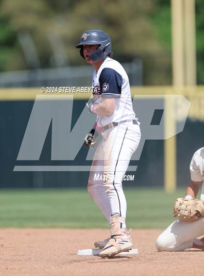 Thumbnail 3 in Cherokee Trail vs. Regis Jesuit (CHSAA 5A Second Round) photogallery.