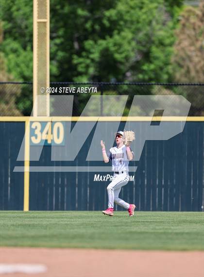 Thumbnail 3 in Cherokee Trail vs. Regis Jesuit (CHSAA 5A Second Round) photogallery.