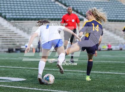 Thumbnail 1 in Midlothian vs. Highland Park (UIL 5A Quarterfinal Playoff) photogallery.