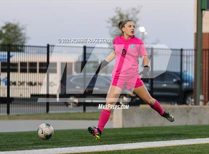 Thumbnail 2 in Midlothian vs. Highland Park (UIL 5A Quarterfinal Playoff) photogallery.