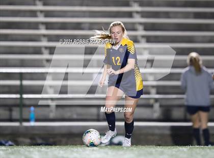 Thumbnail 3 in Midlothian vs. Highland Park (UIL 5A Quarterfinal Playoff) photogallery.