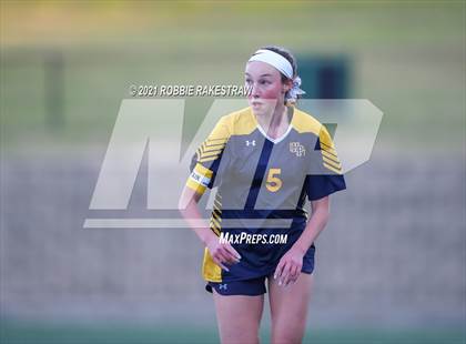 Thumbnail 2 in Midlothian vs. Highland Park (UIL 5A Quarterfinal Playoff) photogallery.