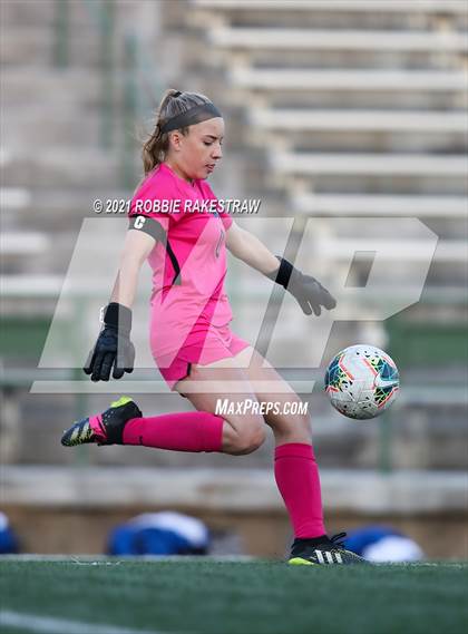 Thumbnail 1 in Midlothian vs. Highland Park (UIL 5A Quarterfinal Playoff) photogallery.
