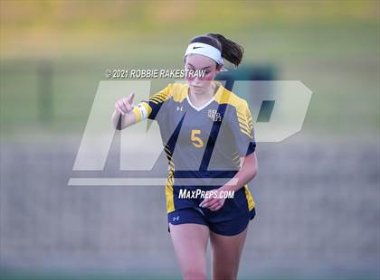 Thumbnail 3 in Midlothian vs. Highland Park (UIL 5A Quarterfinal Playoff) photogallery.