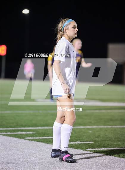 Thumbnail 2 in Midlothian vs. Highland Park (UIL 5A Quarterfinal Playoff) photogallery.