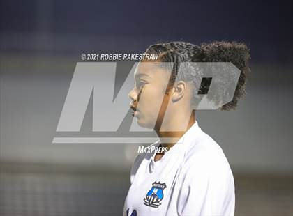 Thumbnail 1 in Midlothian vs. Highland Park (UIL 5A Quarterfinal Playoff) photogallery.