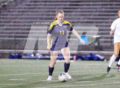 Thumbnail 3 in Midlothian vs. Highland Park (UIL 5A Quarterfinal Playoff) photogallery.
