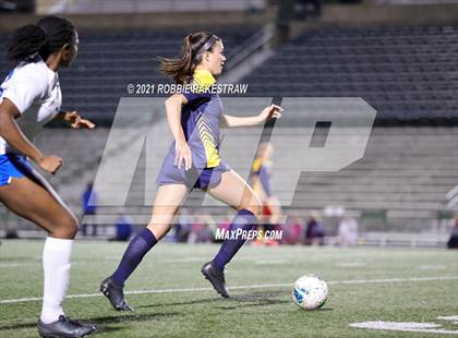 Thumbnail 3 in Midlothian vs. Highland Park (UIL 5A Quarterfinal Playoff) photogallery.