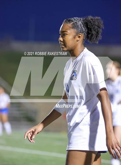 Thumbnail 1 in Midlothian vs. Highland Park (UIL 5A Quarterfinal Playoff) photogallery.