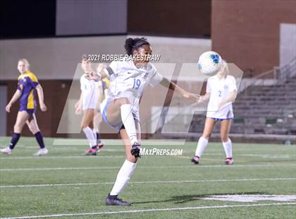 Thumbnail 1 in Midlothian vs. Highland Park (UIL 5A Quarterfinal Playoff) photogallery.