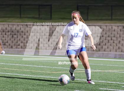 Thumbnail 2 in Midlothian vs. Highland Park (UIL 5A Quarterfinal Playoff) photogallery.