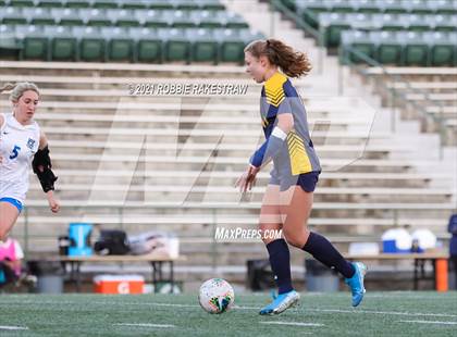 Thumbnail 3 in Midlothian vs. Highland Park (UIL 5A Quarterfinal Playoff) photogallery.